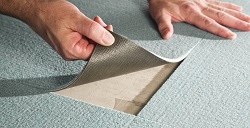 Ковровая плитка для пола: как правильно монтировать материал 