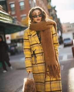 Женские зимние пальто: модные тенденции и популярные материалы для пошива