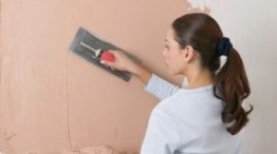 Из каких этапов состоит подготовка стен к покраске: особенности процесса