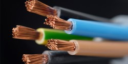 Что представляет собой силовой кабель и какими преимуществами он обладает 