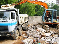Правила вывоза строительного мусора: особенности организационного процесса