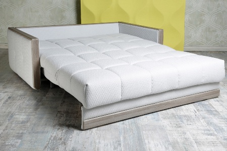 Диван-кровать, как выбрать: особенности, стиль и размер мягкой мебели