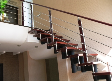 Модульная металлическая лестница: особенности конструкции и существующие типы