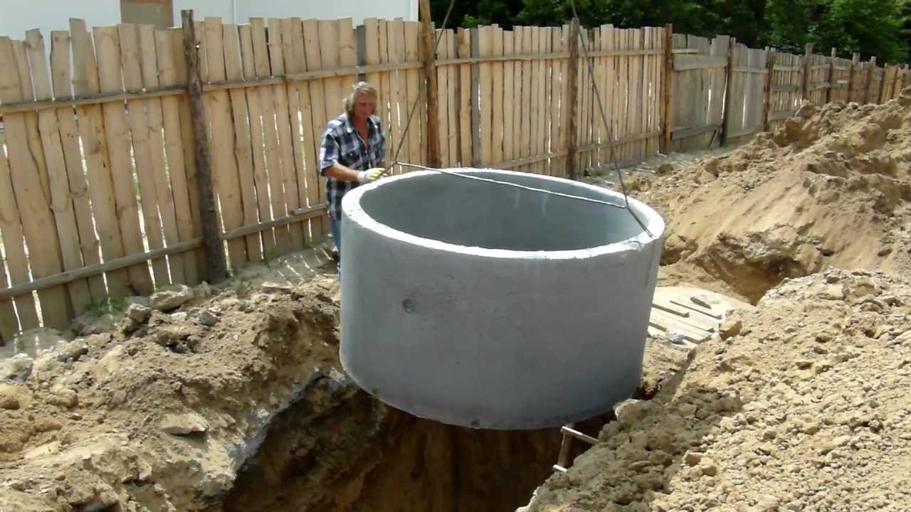 Как смастерить удобный и вместительный погреб из бетонных колец на даче