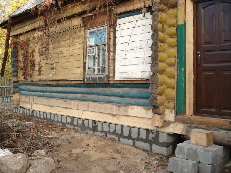Недостатки приобретения старого дома: какие существуют повреждения в постройках устаревшего образца