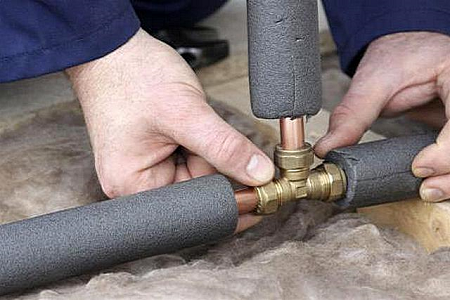 Этапы монтажа при теплоизоляции труб водопровода под землей