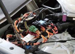 Как осуществляется замена проводки в автомобиле: правила работы