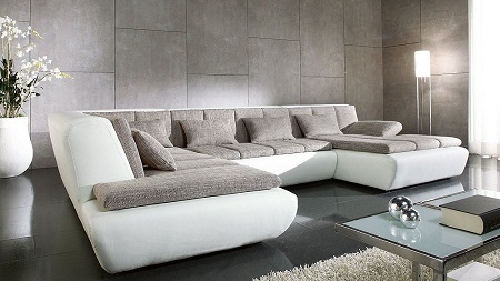 Правила выбора и особенности конструкций дивана в гостиную