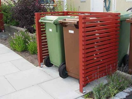 Преимущества установки мусорного контейнера на даче