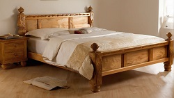 Надежная классика: как сделать долговечную деревянную кровать своими руками