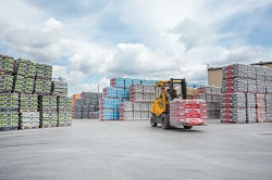 Надежный партнер в строительстве: почему выбирают СтройДвор