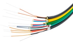 Назначение оптического кабеля и технология его прокладки