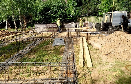 Подготовка площадки под строительство дома: планирование, подготовительные работы и выравнивание участка